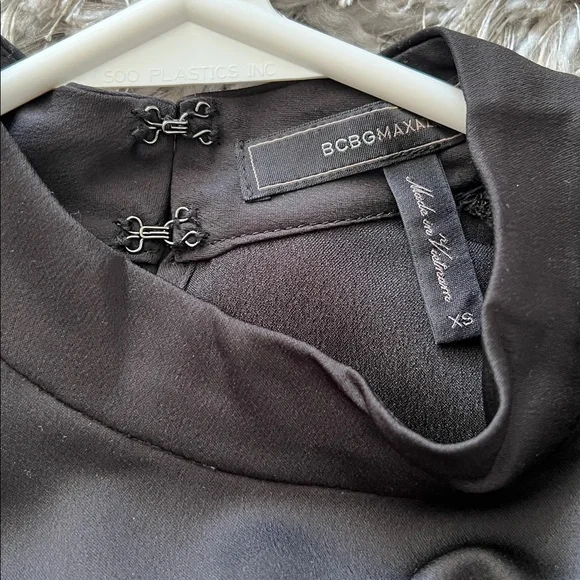 BCBGMAXAZRIA Black Long Sleeve Dress – Size XS - Picture 14 of 15